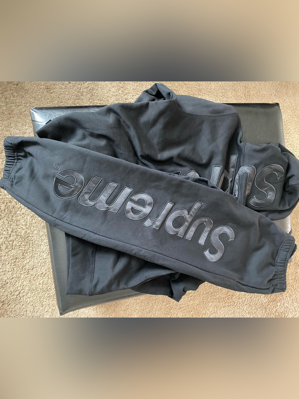 Supreme set all black